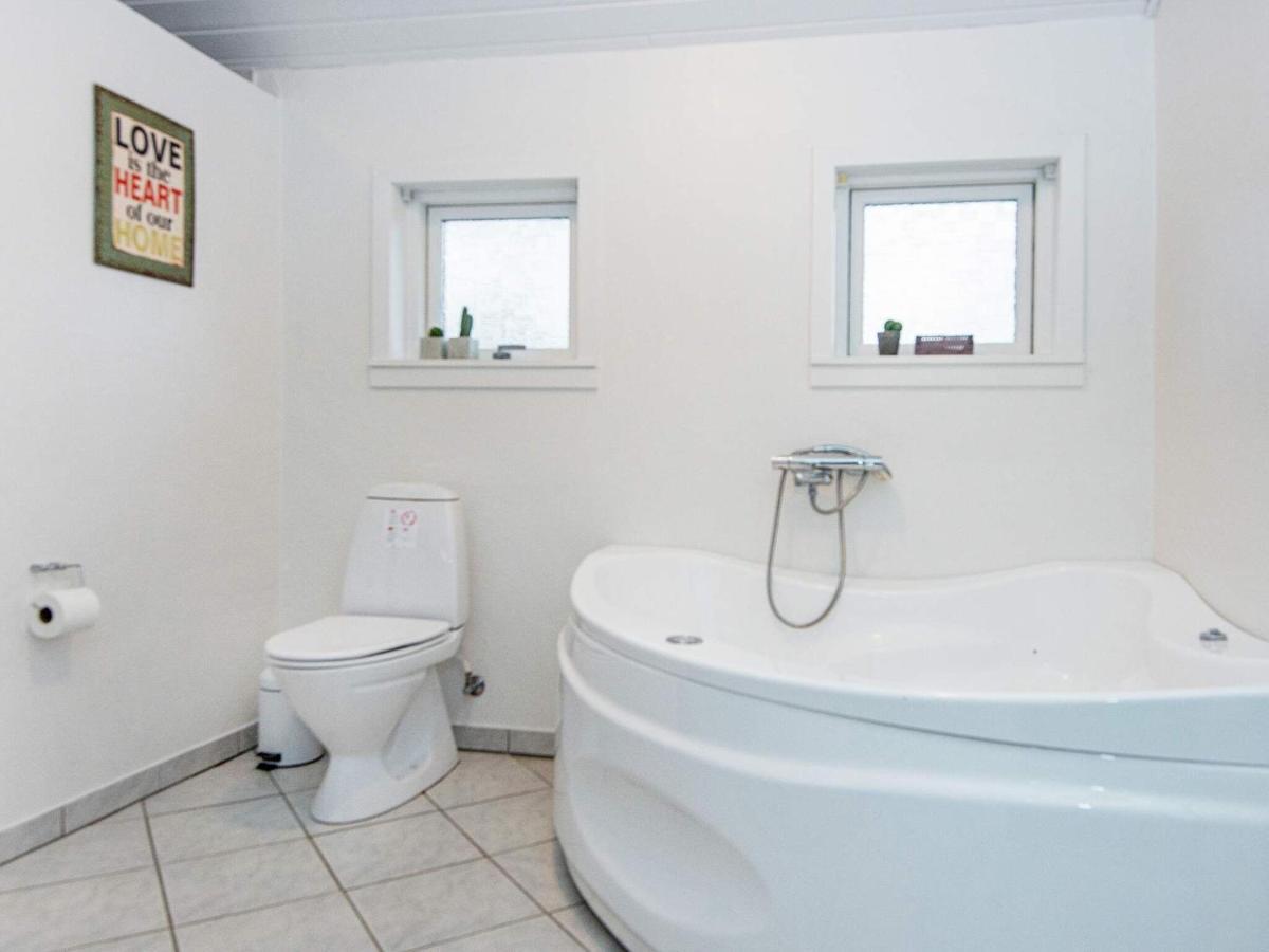 Holiday Home Lyngvej IV Fjerbæk Zewnętrze zdjęcie